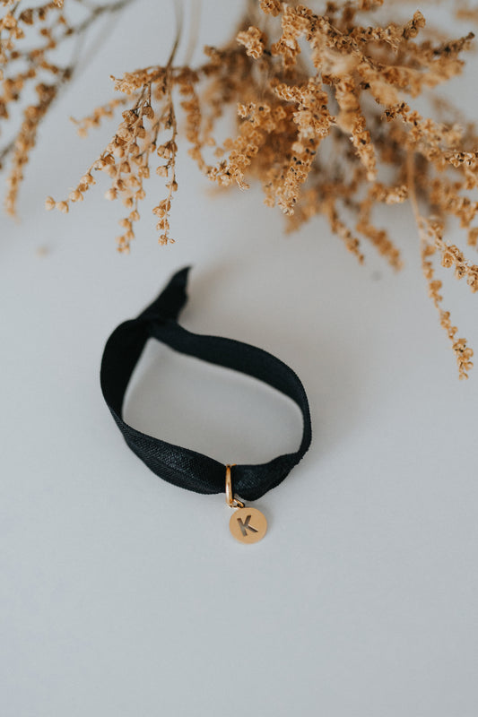 Pulsera Lovely Negra (Dorado) - Kelaya Jewelry